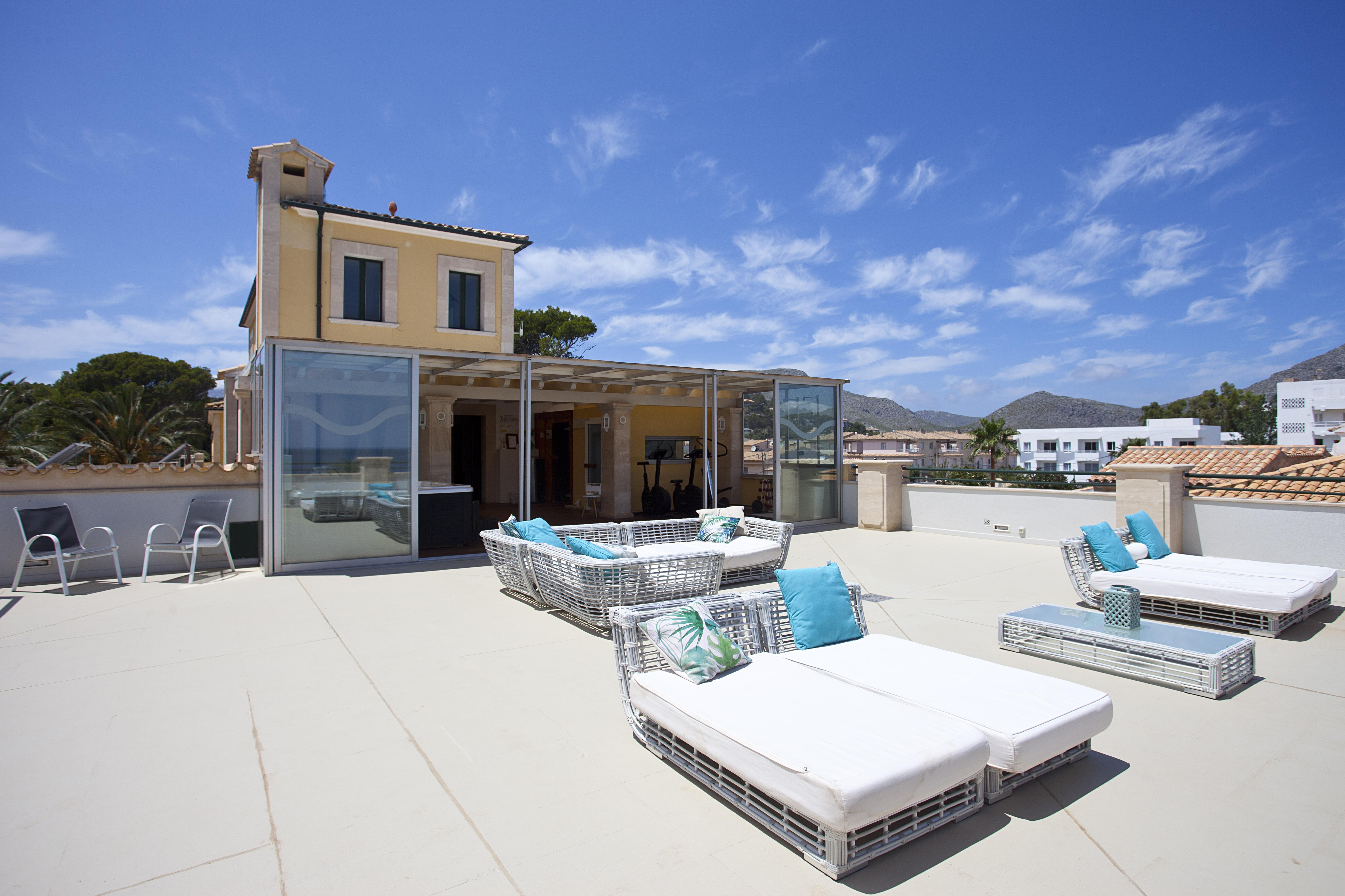 Apartments Galeon Suites Port de Pollenca Εξωτερικό φωτογραφία